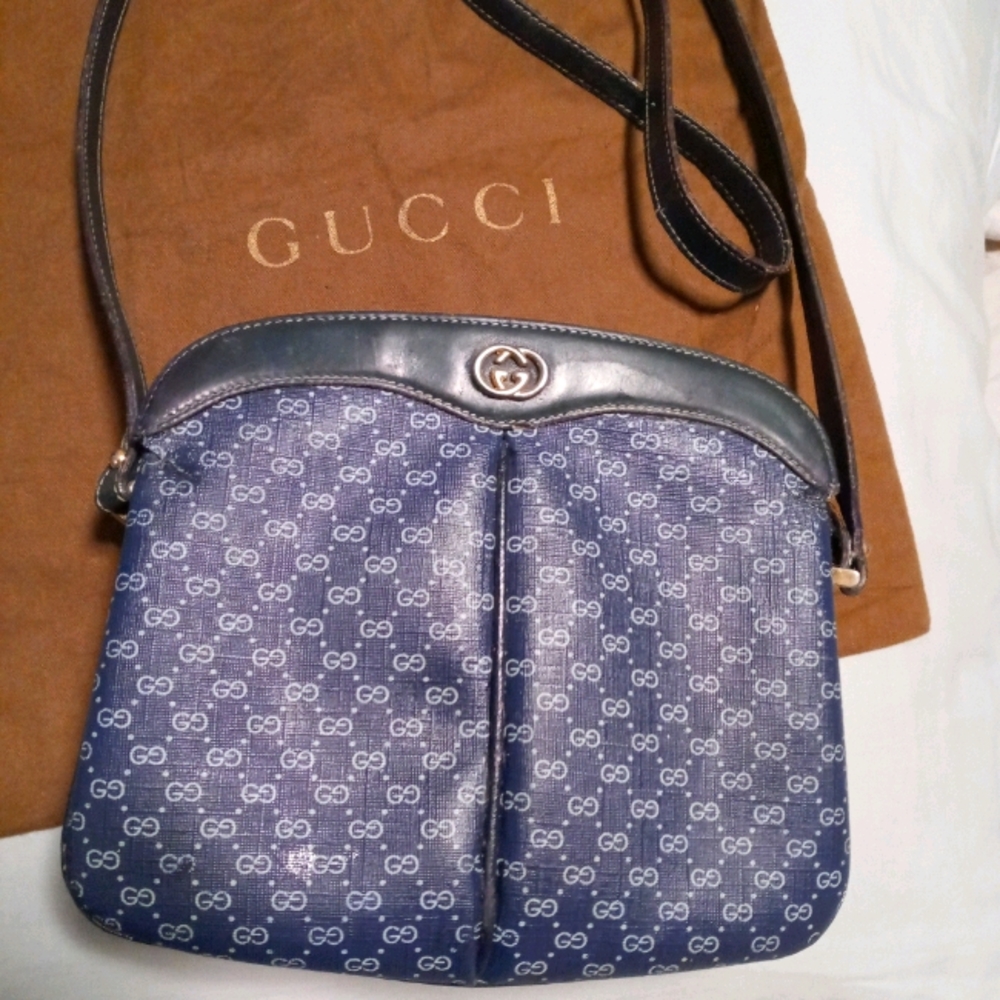 Authentic Gucci shoulder crossbody bag